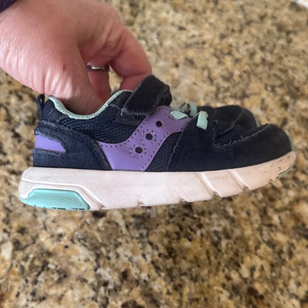 Saucony Kids' Navy and Mint Sneakers